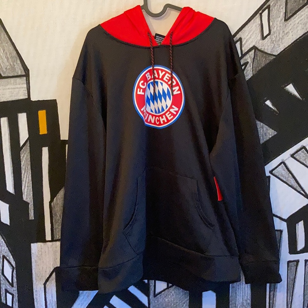 Bayern Munich Large Soccer Sweatshirt